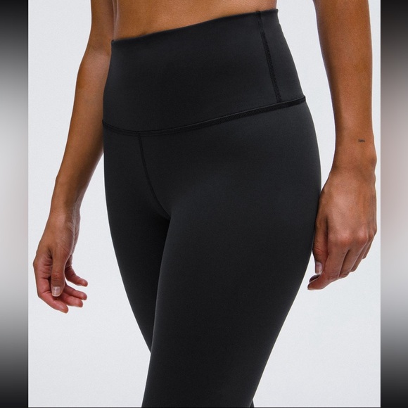 Lululemon Wunder Train HR Tight 25” - Picture 6 of 10